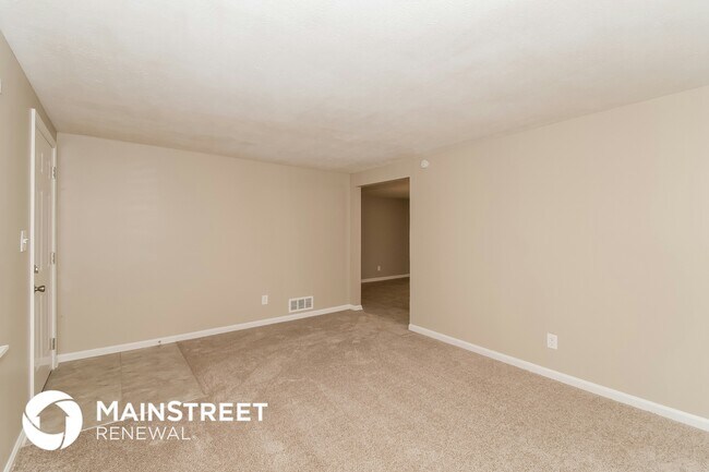 Building Photo - 6200 King Arthur Dr