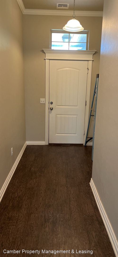 Foto del edificio - 3 br, 2 bath House - 7200 Meadow Lake Drive