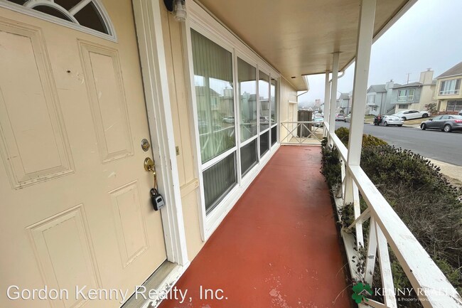 Building Photo - 2 br, 1 bath House - 98 Creston Avenue