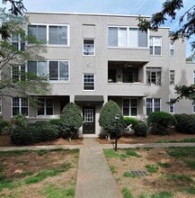 Building Photo - 601 Cleveland St