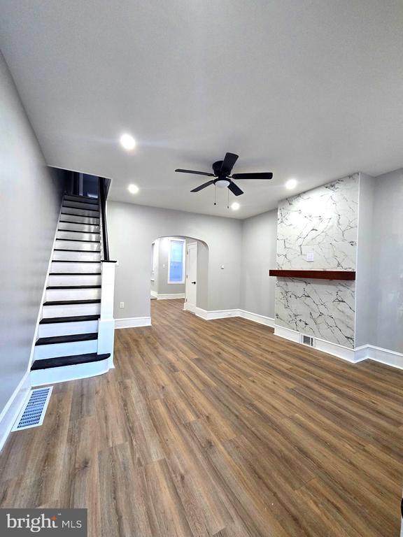 Foto del edificio - 6626 Haddington Ln