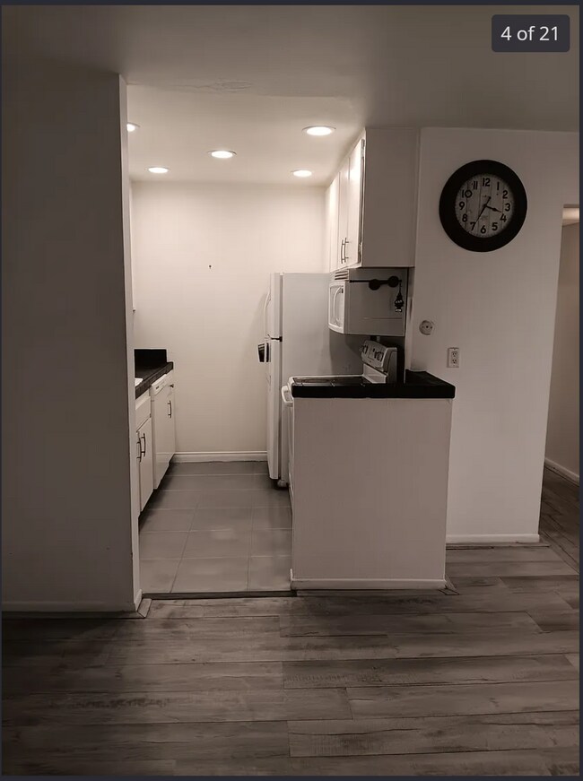 Building Photo - 6416 Friars Rd