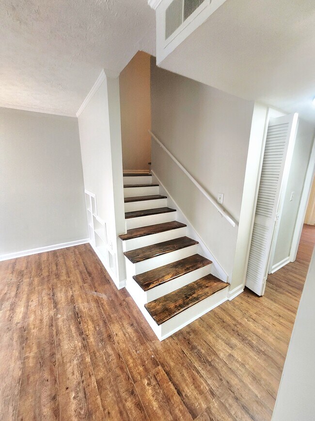 Foto del edificio - 780 Glynn Oaks Dr