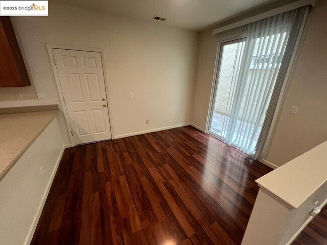 Foto del edificio - 201 Whimbrel Cir