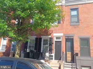 Primary Photo - 2009 S 4th St