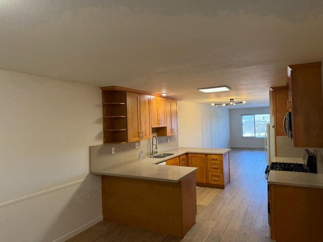 Foto del edificio - 154 44th Ave