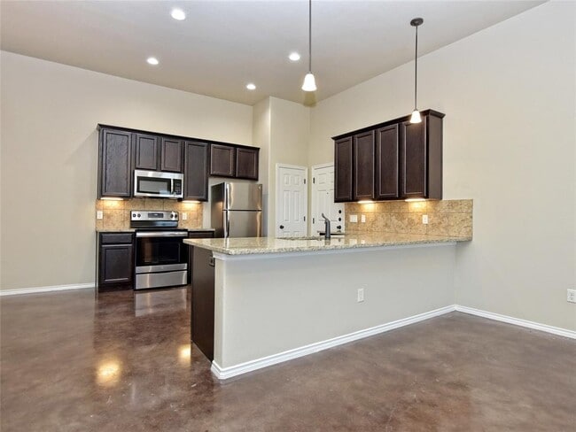 Foto del edificio - 517 Jack Rabbit Ln