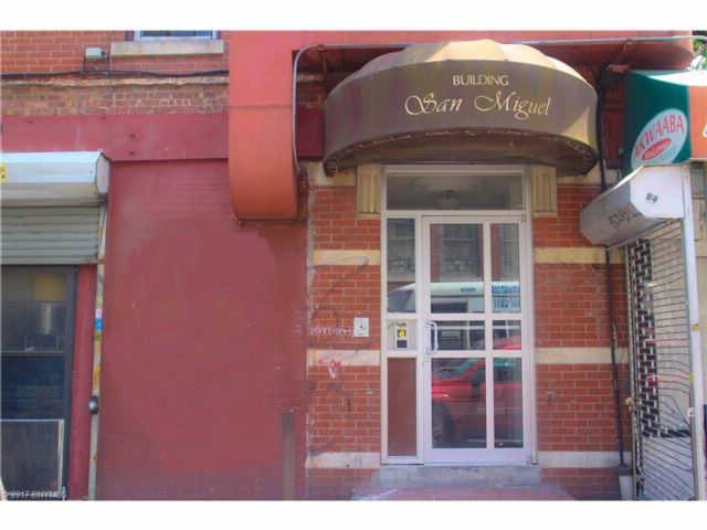 Foto del edificio - 604 Parkside Ave