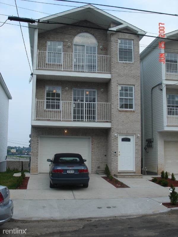 188 Randolph Ave, Jersey City, NJ 07305 Apartment for Rent in Jersey