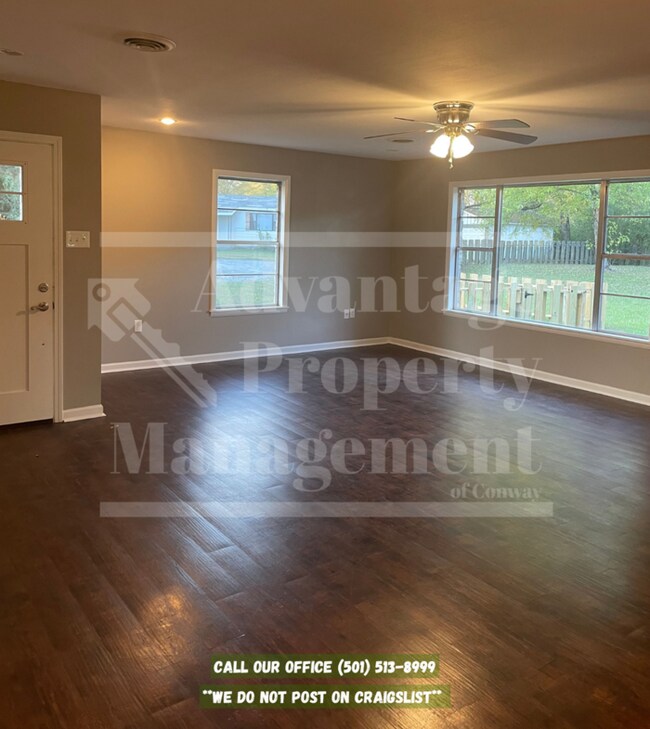 Foto del edificio - 11 Pamela Ln