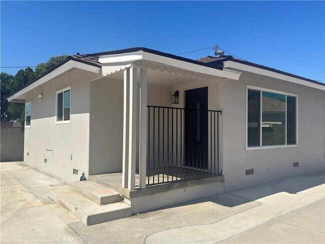 Foto del edificio - 5830 N Vista St