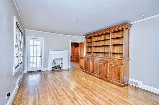 Building Photo - 101 Central Ave