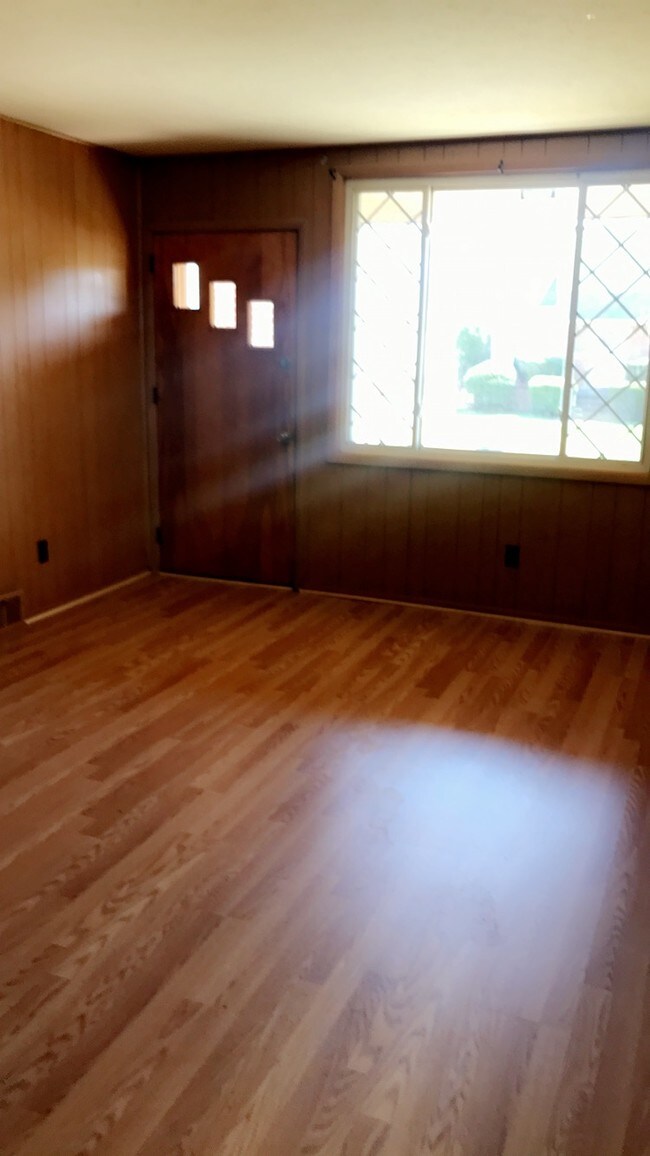 Foto del edificio - 20707 Westport Ave