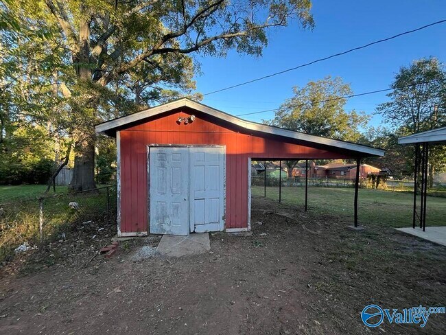 Foto del edificio - 1102 Danville Rd SW