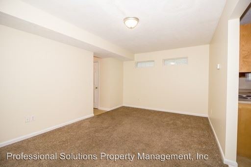 Building Photo - 1417-1417 Westwood Dr