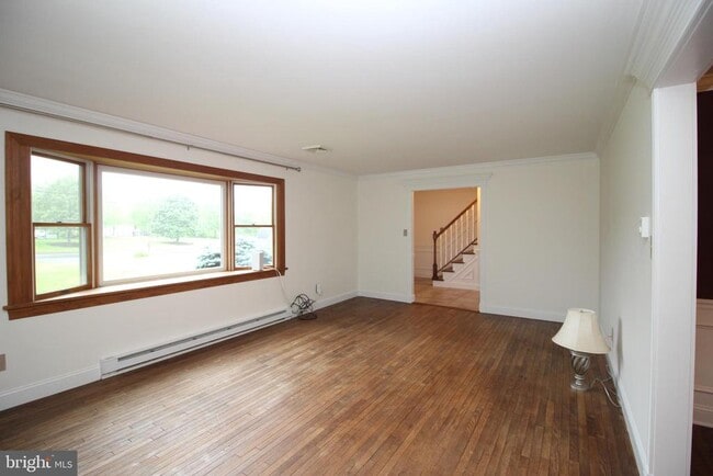 Building Photo - 336 Cowpath Rd