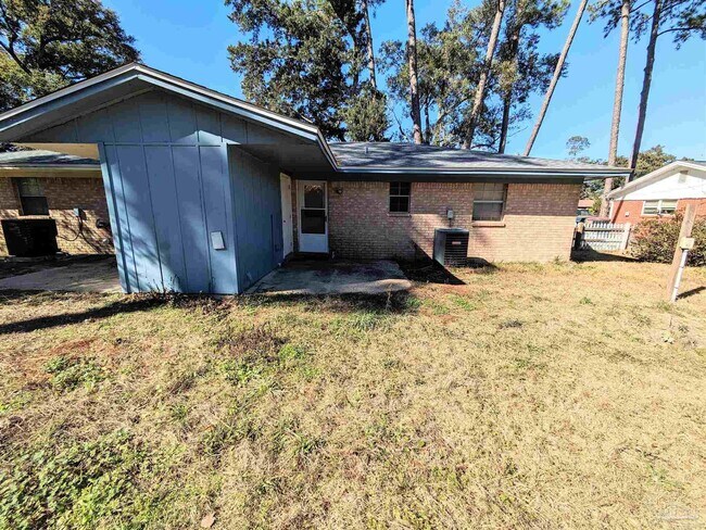Building Photo - 7818 Sabra Dr
