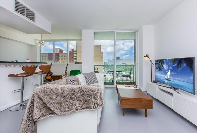 Foto del edificio - 244 Biscayne Blvd