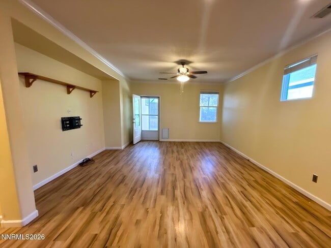 Building Photo - 1351 Shadow Ln