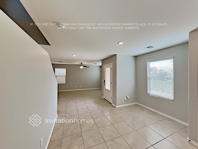 Building Photo - 8019 W Agora Ln