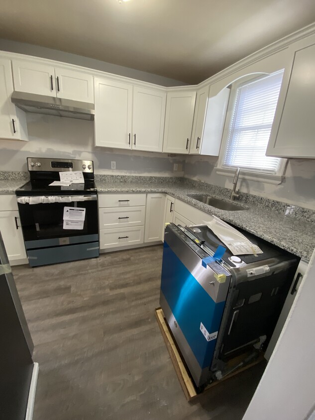 Kitchen renovation with new cabinets/granite, stainless steel - 5503 Staunton Ave SE