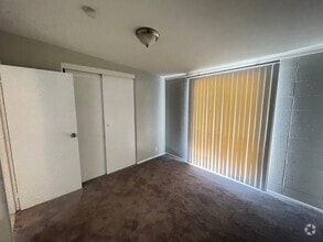 Building Photo - 1844 Golden Arrow Dr