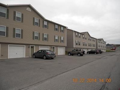 Foto principal - 204 Betsinger Rd