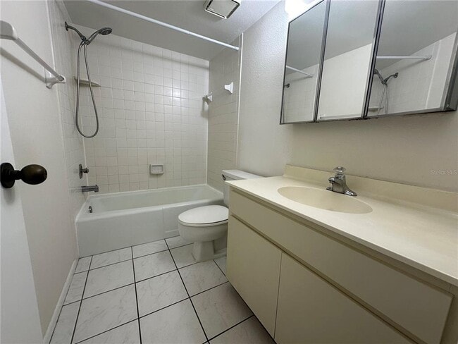Building Photo - 7205 Curtiss Ave