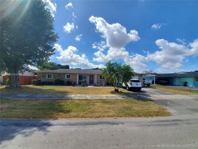 Foto del edificio - 1700 NW 12th Ave