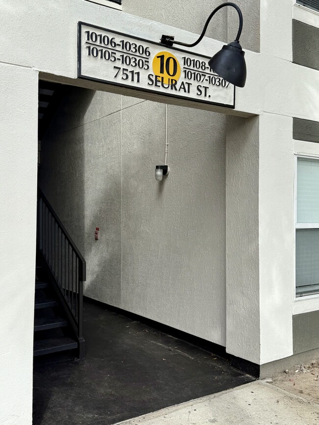 Building Photo - 7511 Seurat St