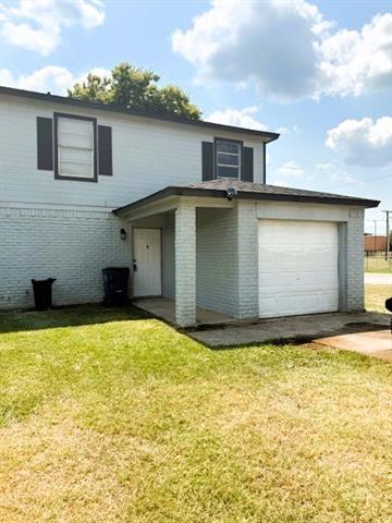 Foto del edificio - 1025 NW Summercrest Blvd