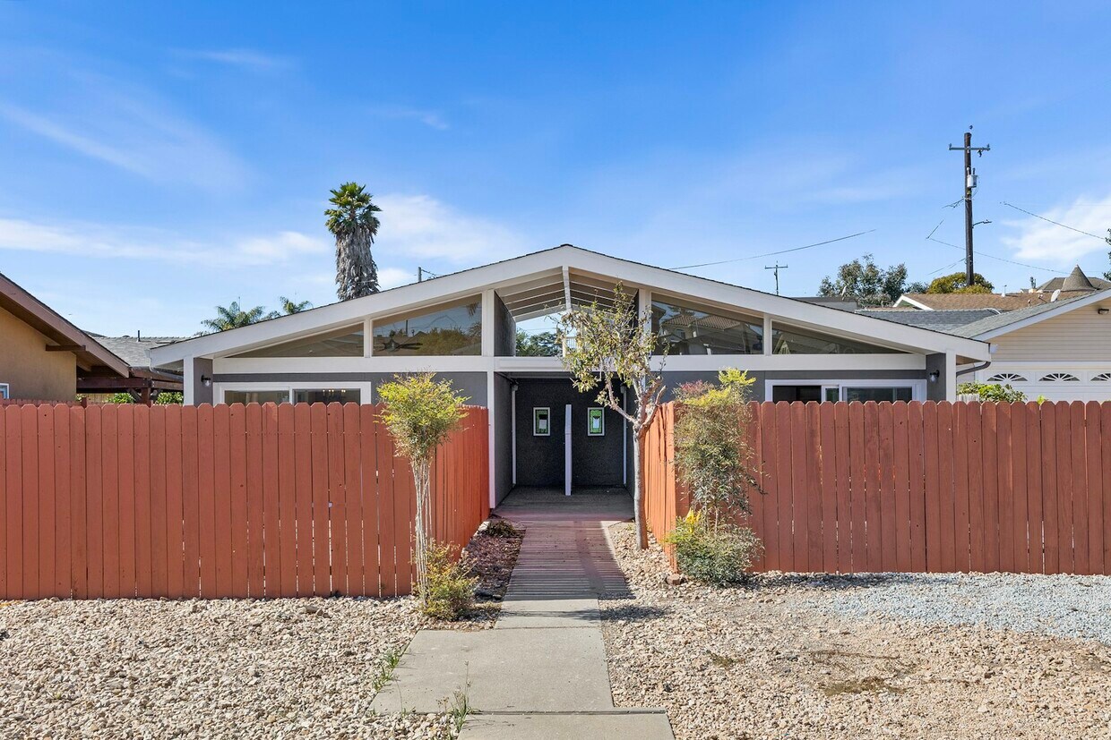 Foto principal - 925 Lincoln St