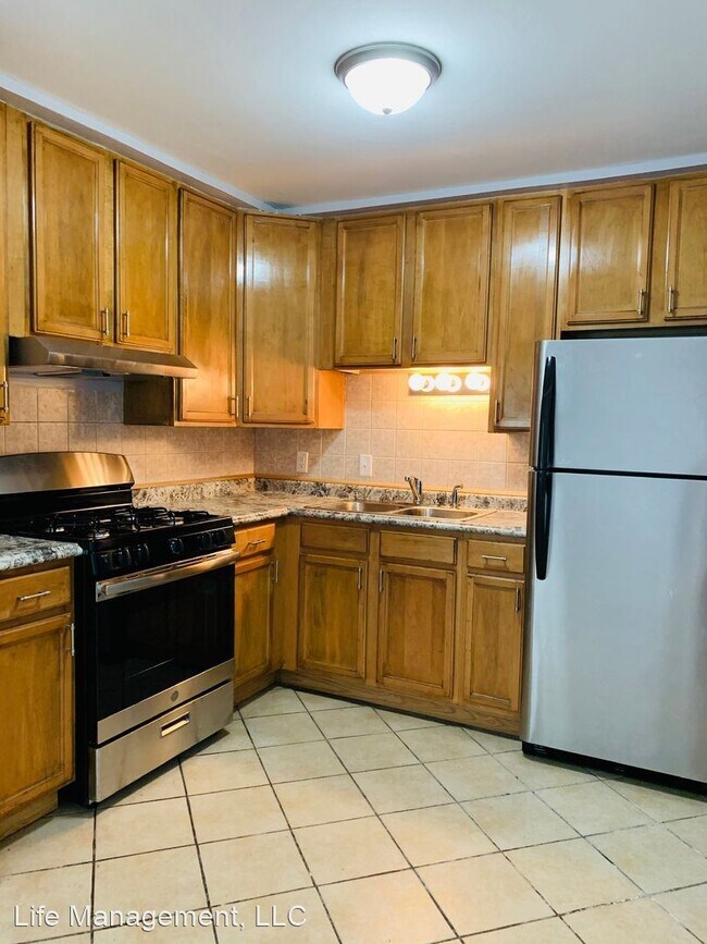 Foto del edificio - 5110 60th St