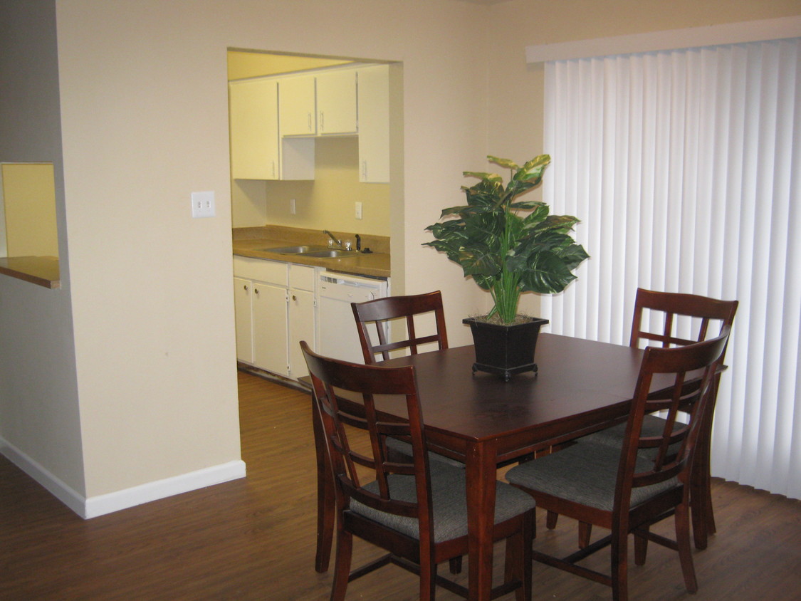 $399 1st Mont Rent Special - 14400 US-59