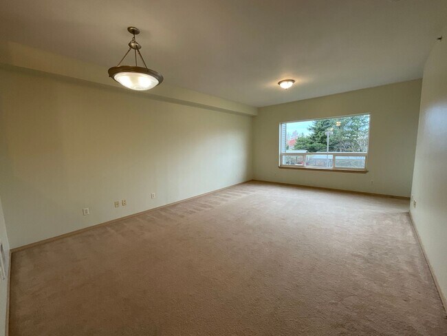 Foto del edificio - Spacious 1 bed 1 bath in Darby Estates Con...