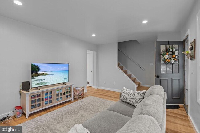 Foto del edificio - 1232 Peggy Dr