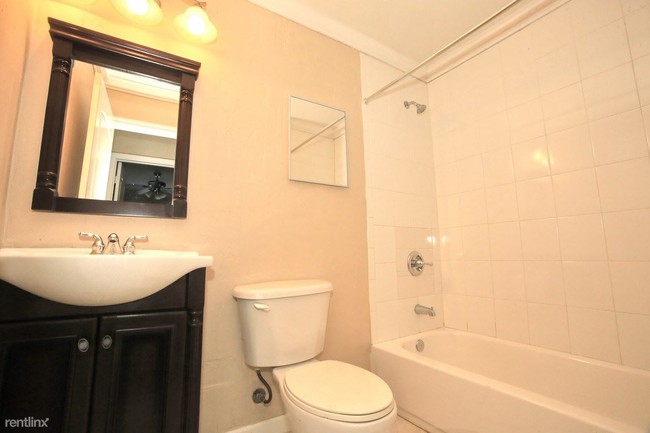 Foto del edificio - 3 br, 2 bath House - 815 Briggs Street