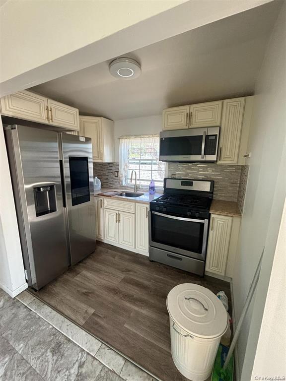 Building Photo - 146-51 177th St