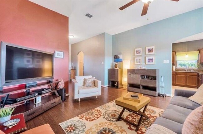 Foto del edificio - 13405 Clara Martin