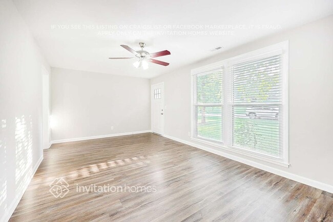 Building Photo - 211 Bonnafield Dr