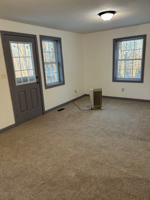 Foto del edificio - 166 Richards Rd