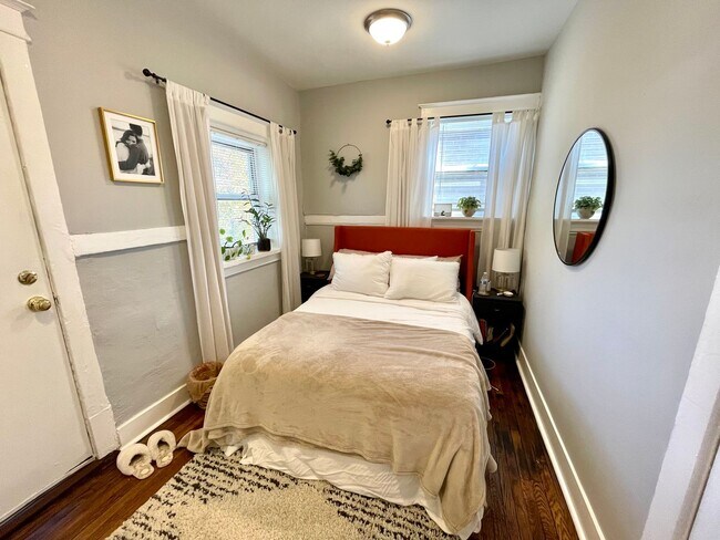 Foto del edificio - 4535 Flad Ave