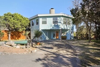Building Photo - 1433 Riviera Dr