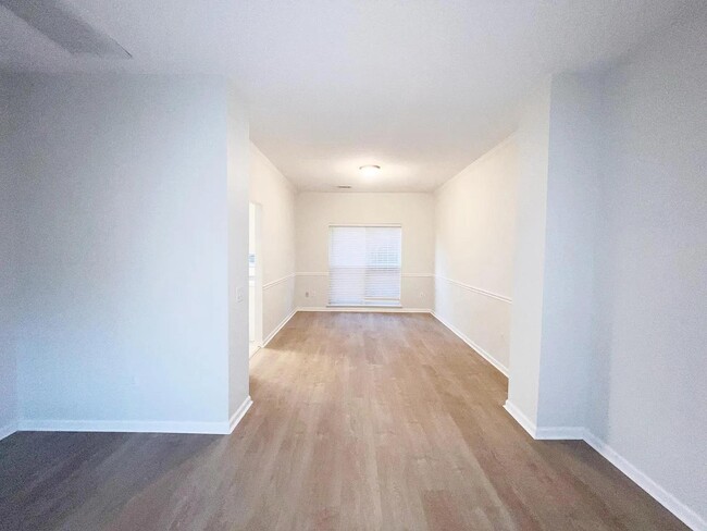 Foto del edificio - 19 Glencove Ct
