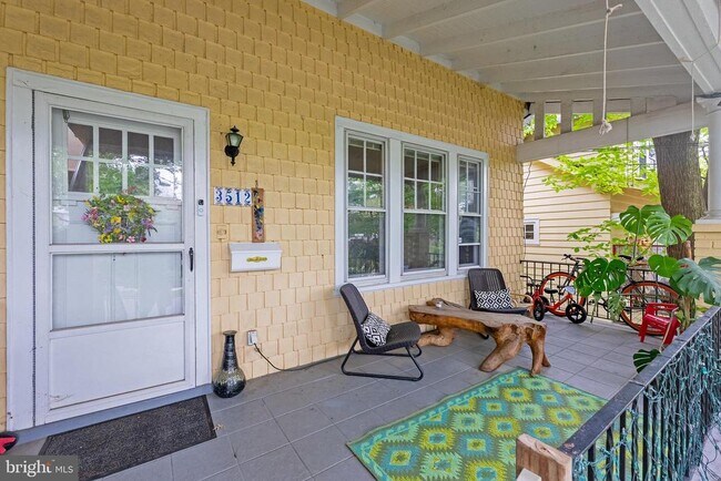Foto del edificio - 3512 35th St NW