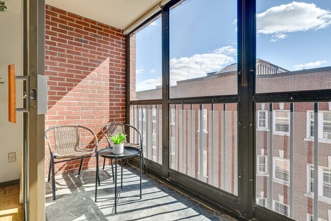 Foto del edificio - 1580 Massachusetts Ave