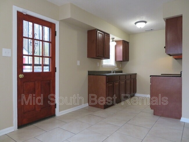 Building Photo - 3129 Chandler St