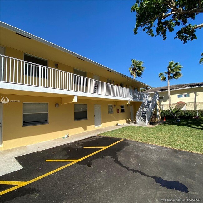 Foto del edificio - 2640 NE 8th Ave  18 Wilton Manors Fl 33334