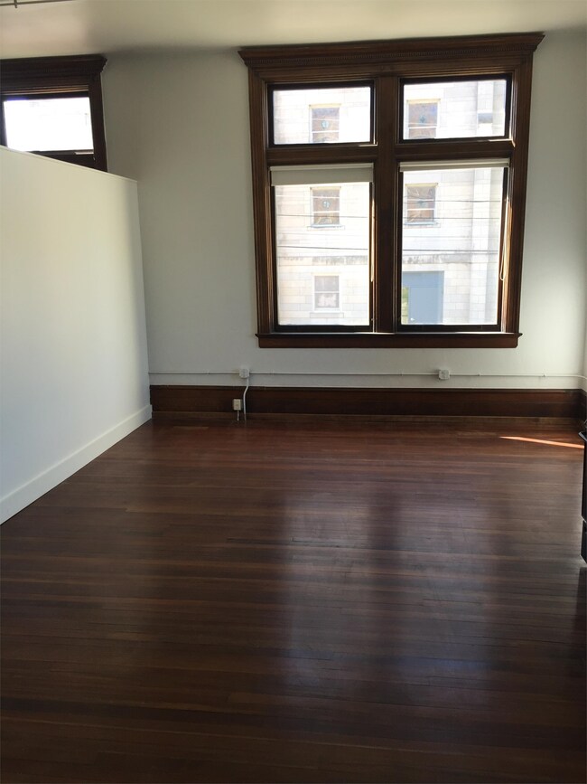 Foto del edificio - 601 S 5th St