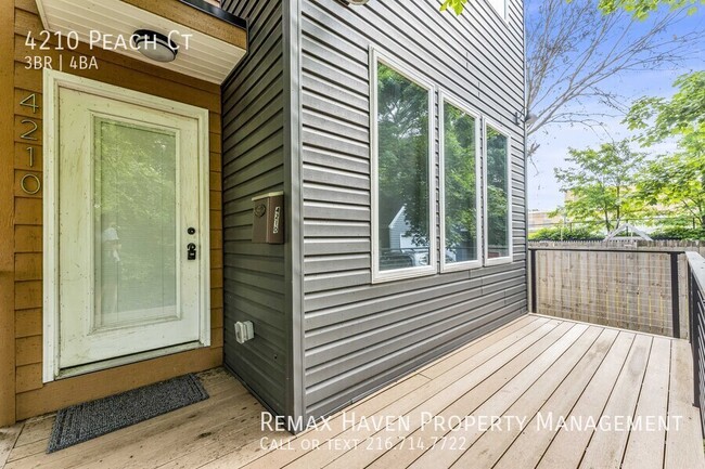 Foto del edificio - 4210 Peach Ct